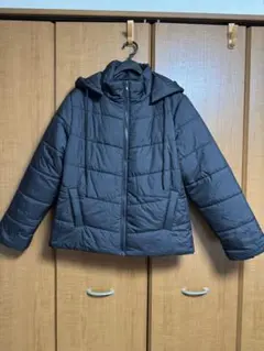 フード付き黒ダウンジャケット　XL