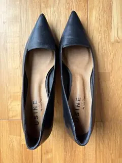 USINE ブラック ポインテッドトゥ パンプス　37