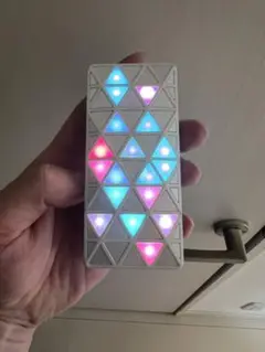 LEDライト付き三角形デザイン　イルミネーションが最高！