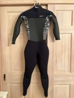 2025年最新】ROXY フルスーツの人気アイテム - メルカリ