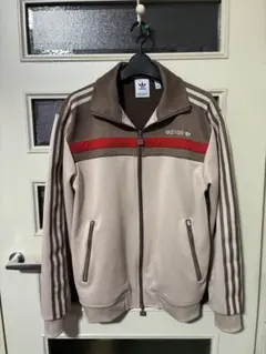 美品　adidas FREAKSTORE 別注　トラックジャケット　梅澤美波　M