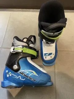 【送料無料】Nordica スキー用ブーツ 215mm 子供用