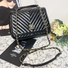 CHANEL シャネル【美品】Vステッチ 巾着 ココチャーム スパークル
