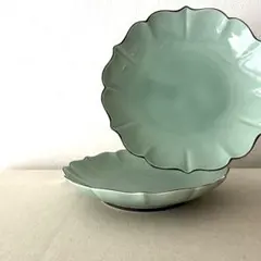 N95 ○深川製磁　笹青磁　輪花型和皿　【2枚】未使用