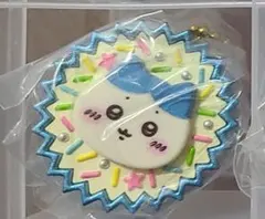 ちいかわ 手作りおやつチャーム キーホルダー (ハチワレ)