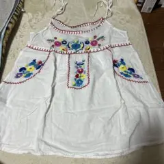 ホワイト 花柄刺繍 キャミソール チュニックのサムネイル