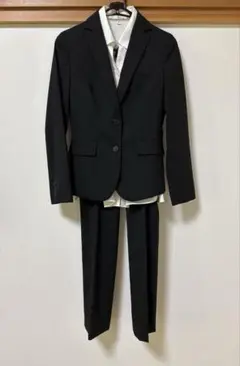 5AR黒レディーススーツ上下パンツ ワイシャツ付き