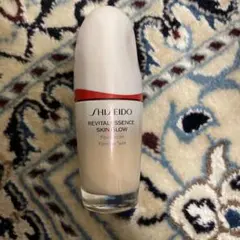 コスメ SHISEIDO 資生堂 エッセンス スキングロウ ファンデーション 140 30ml 中古 SHISEIDO（資生堂） SHISEIDOエッセンス スキングロウ
