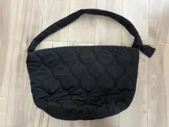 【新品未使用】ブラック キルティング ショルダービッグ バッグ