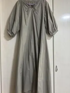 パフスリーブロングワンピースのサムネイル