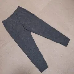 ユニクロ　ウルトラ ストレッチ アクティブ アンクルパンツ　サイズ M