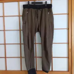 Bershka オリーブグリーン ジョガーパンツ M