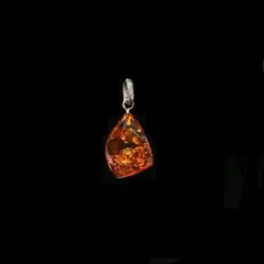 琥珀 アンバー ペンダントヘッド #1