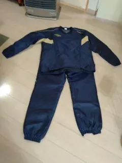 umbro ピステ上下　中綿入り