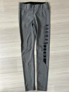 【極美品】アンダーアーマー　コンプレッションレギンス グレー Mサイズ