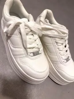 ZARA 厚底スニーカー ホワイト レザープラットフォームスニーカー