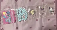 ちいかわ サンリオ レイヤーアクリルスタンド シーサーxポチャッコ