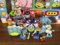 ディズニー　トイストーリー　フィギュアセット　トリクシー　ヴィランズなど