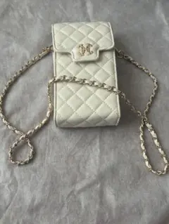 【NICE CLAUP】　スマホショルダーバッグ