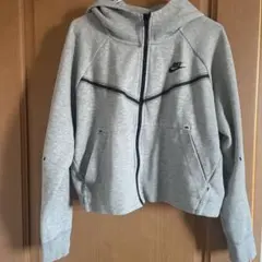 NIKEパーカー