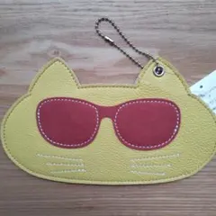 Item thumbnail for item 6e9c7a5e-7977-475e-b37e-0be5bde28ebb