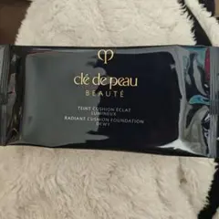 クレ・ド・ポー ボーテ タンクッションエクラ ルミヌ オークル 10