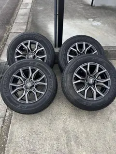 ランクル300GR純正18インチ265/65r18 4本セット空気圧センサー付き