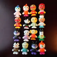 アンパンマン タウン　はじめてハウス　ドール　16体セット　フィギュア