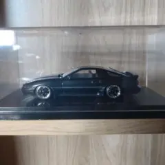 EBBRO Toyota Supra 70 1/43 スケールモデルカーのサムネイル