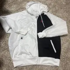 Nike フード付きナイロンジャケット ホワイト/ブラック