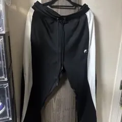 NIKE トラックパンツ　ジャージ