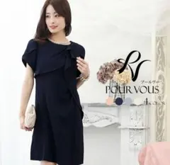 ネイビー フリルデザイン ドレスのサムネイル