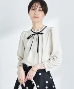 新品・未使用　NOLLEY'S ボウタイ(リボン)　2WAYブラウス　アイボリーのサムネイル