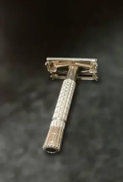 美品•限定品]RazoRock Recurve RC100 両刃カミソリ - メルカリ