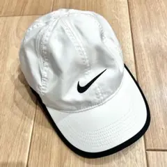 【極美品】帽子 キャップ NIKE メッシュ ホワイト 白 ナイキ 調整可能
