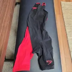 speedo 黒/赤　練習用水着　3S