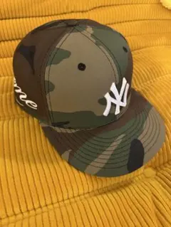 Supreme New Era NY Yankees キャップカモフラ迷彩1/2 - メルカリ