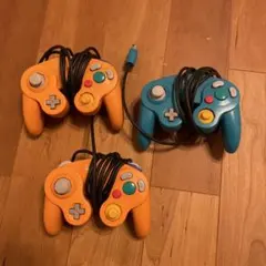 ゲームキューブ　コントローラー 3個セット　ジャンク品