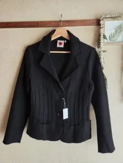 poppy 　red ブラック テーラードジャケット