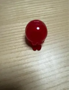 待ちぼうけ　ガチャガチャ　カプセルミニチュア（赤）