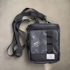 ALPHA INDUSTRIES ショルダーバッグ ブラック