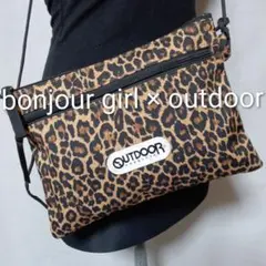美品 bonjour girl × outdoor サコッシュ ユニセックスのサムネイル