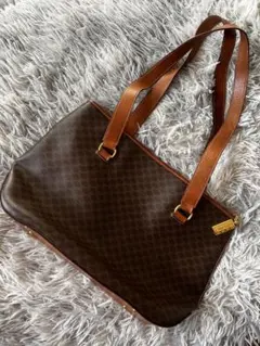 CELINE ブラウンレザーショルダーバッグ