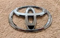 トヨタ純正 トヨタマーク エンブレム 70ノア　ヴォクシー　美品！