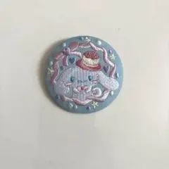 サンリオ 刺繍缶バッジ シナモロール
