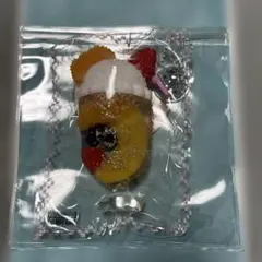 Yuniverso 昭和カップシリーズ フルーツパフェスクイーズ キーホルダー