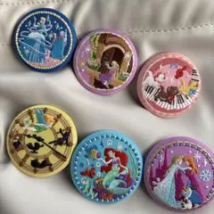 ディズニー　刺繍缶バッチ　6個セット