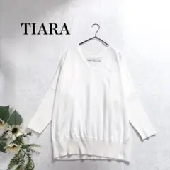 TIARA　長袖　ニット　カットソー　ドルマンスリーブ　白　F Vネックのサムネイル
