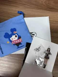 TWICE POPUP ツウィ ランダムアクスタチャーム　巾着　ツブリー