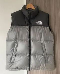 The North Face ヌプシダウンベスト センターロゴ 700フィル